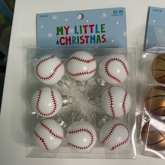 🍌5/$25 Mini Sports Ornaments - Picture 2 of 4